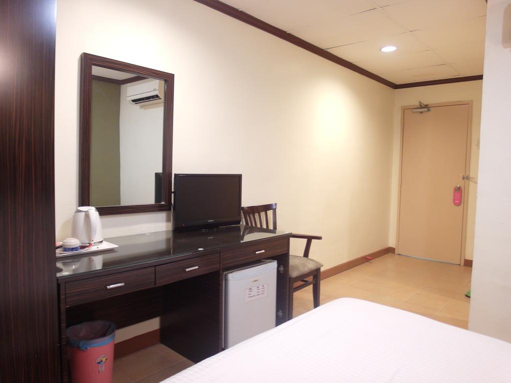 New City Hotel Kajang Room photo